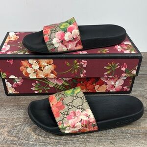 🌸 Gucci GG Blooms Supreme Slide Sandals | Floral Canvas Logo Slides